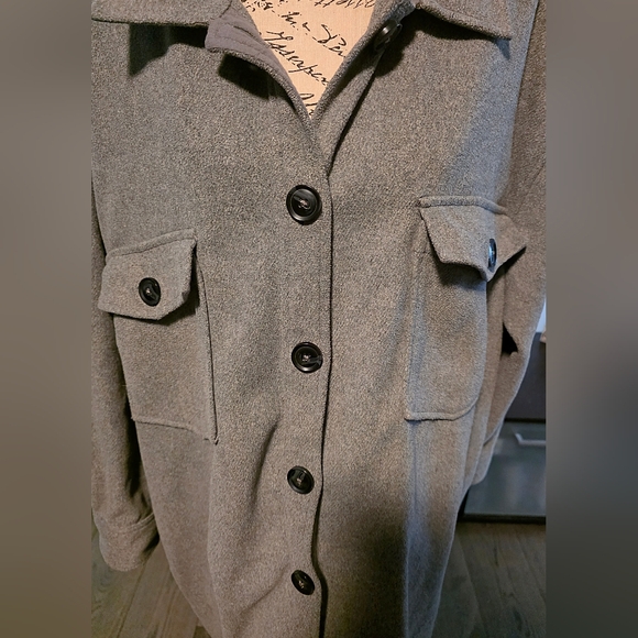 Falls Creek Gray Utility Jacket with Relaxed Fit - Picture 4 of 9